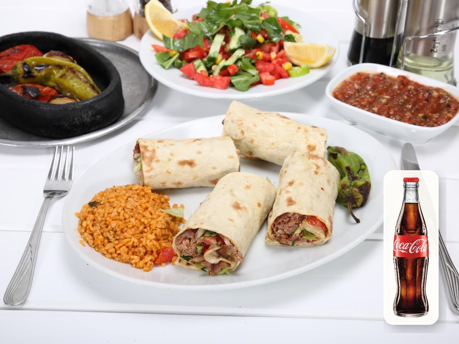 Urfa Dürüm + Coca-Cola görseli